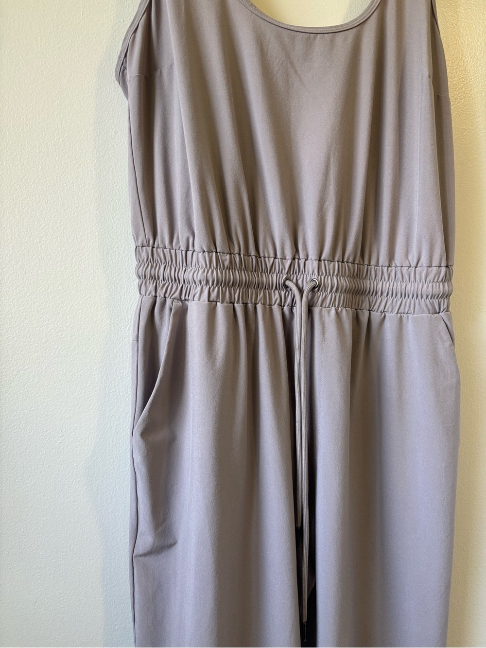Abercrombie & Fitch Traveler Jumpsuit - Picture 4 of 9